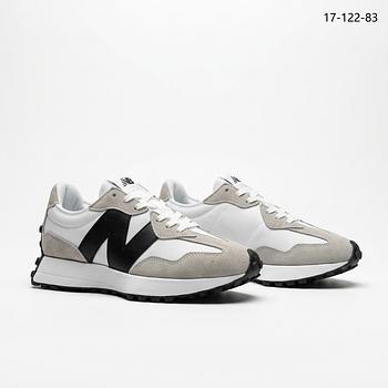 حذاء كاجوال رجالي New Balance موديل DB126 رمادي وأسود برباط وشعار N جانبي